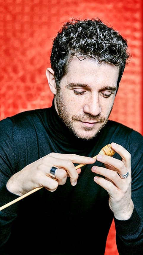 Andrés Salado, director titular